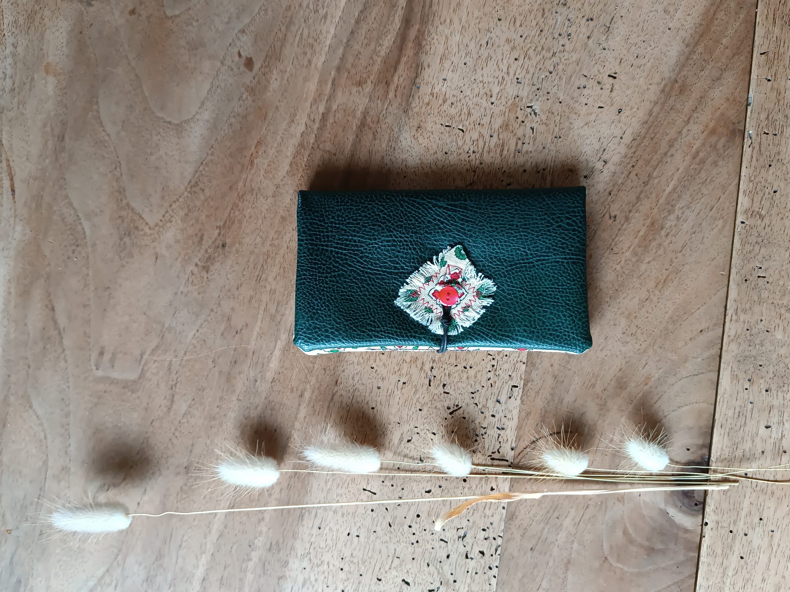 Blague à tabac en simili upcyclé – Image 3