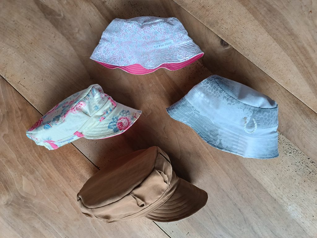 Casquettes ou bob! créations et fabriquations artisanales 100% upcyclées
