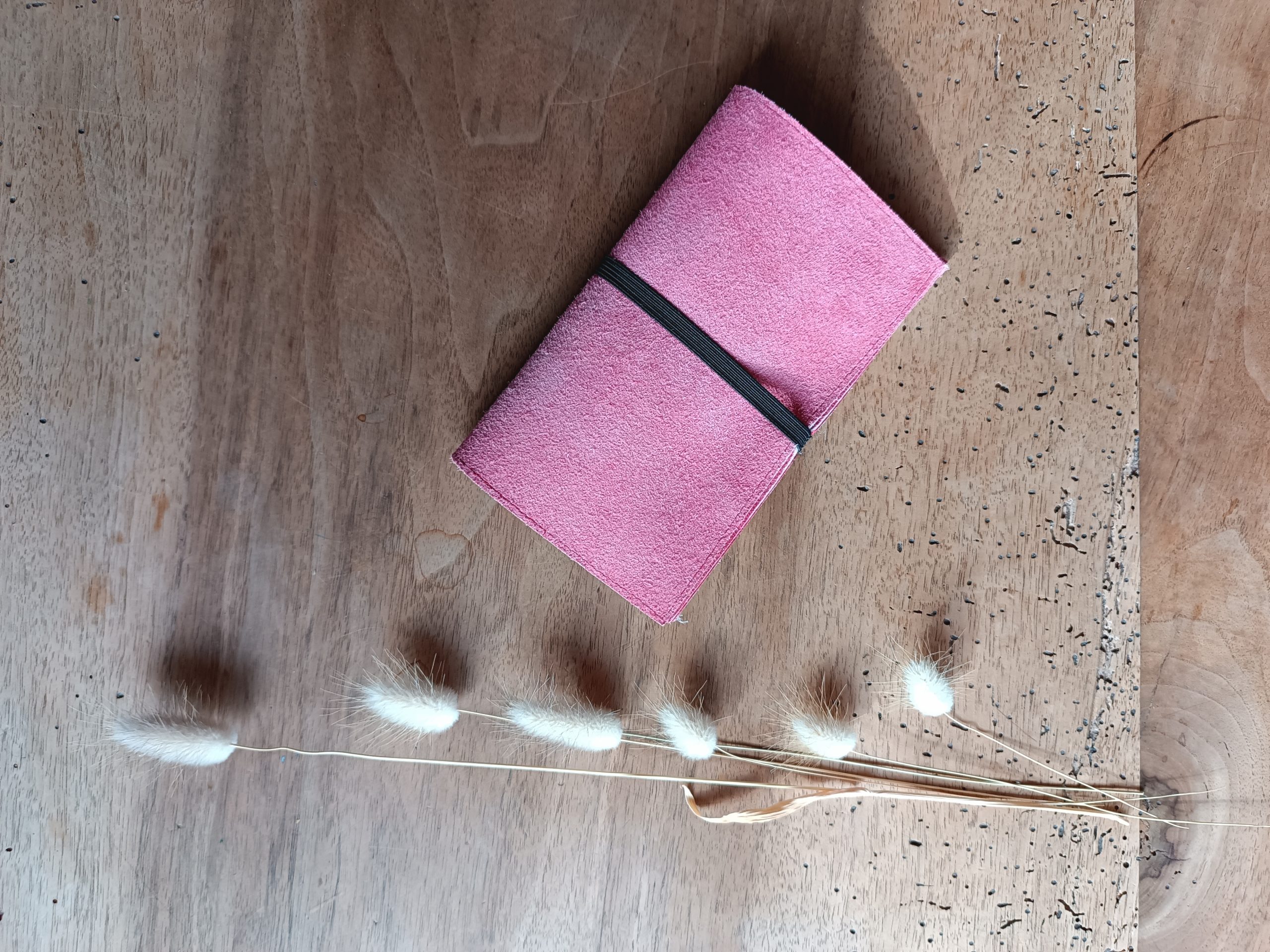 Blague à tabac en cuir upcyclé – Image 2