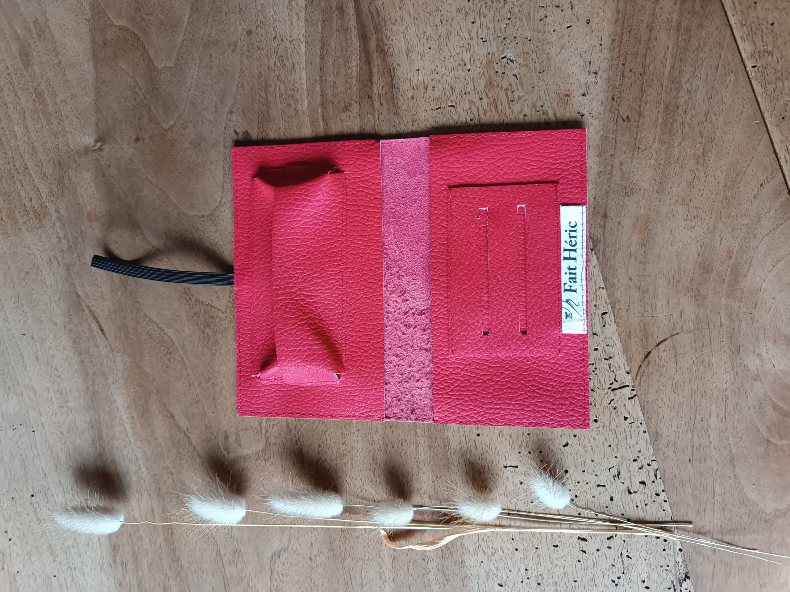 Blague à tabac en cuir 100% upcycling et artisanale