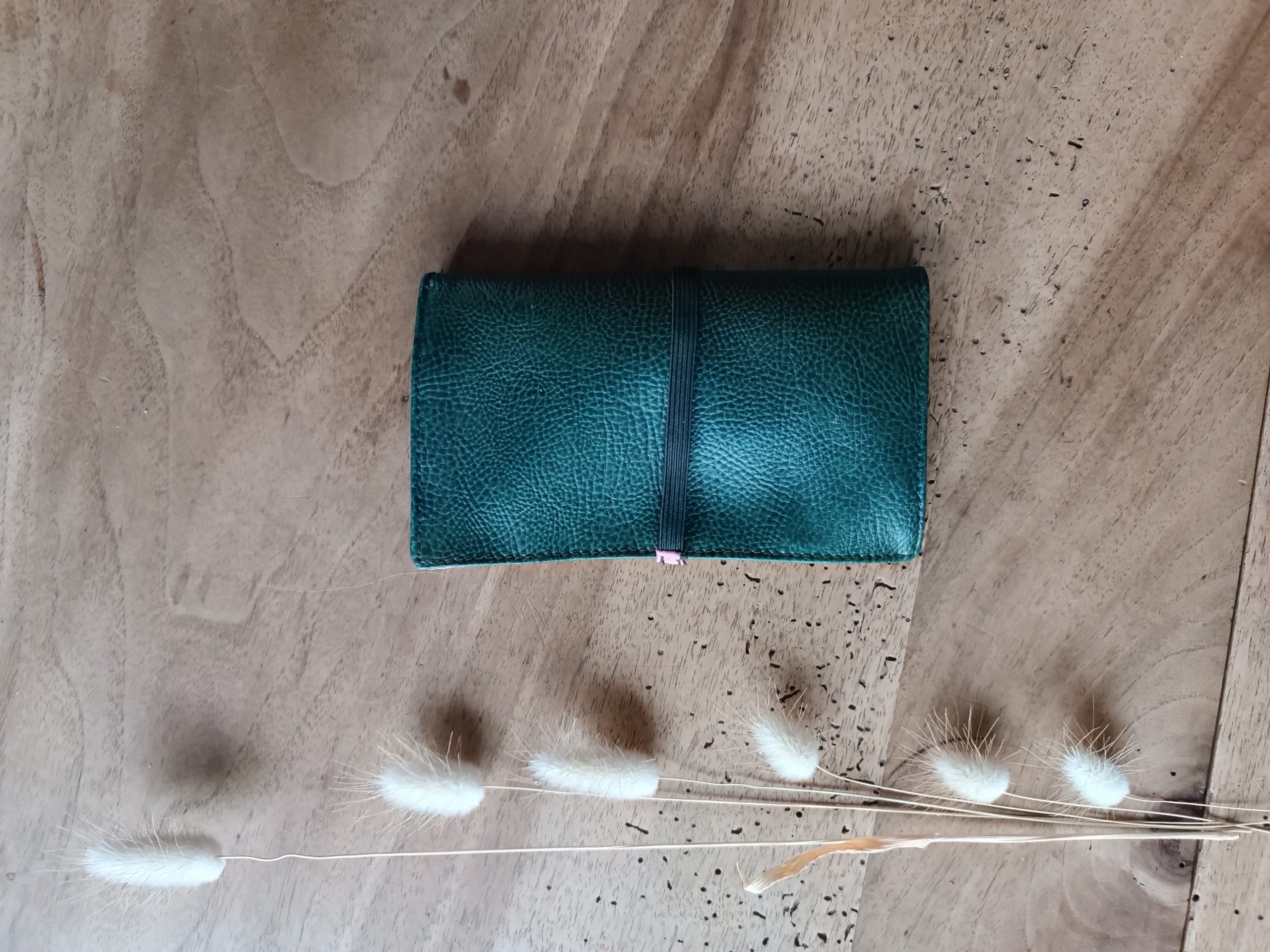 Blague à tabac en simili upcyclé – Image 2