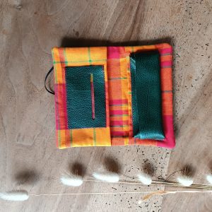 Blague à tabac en simili upcyclé