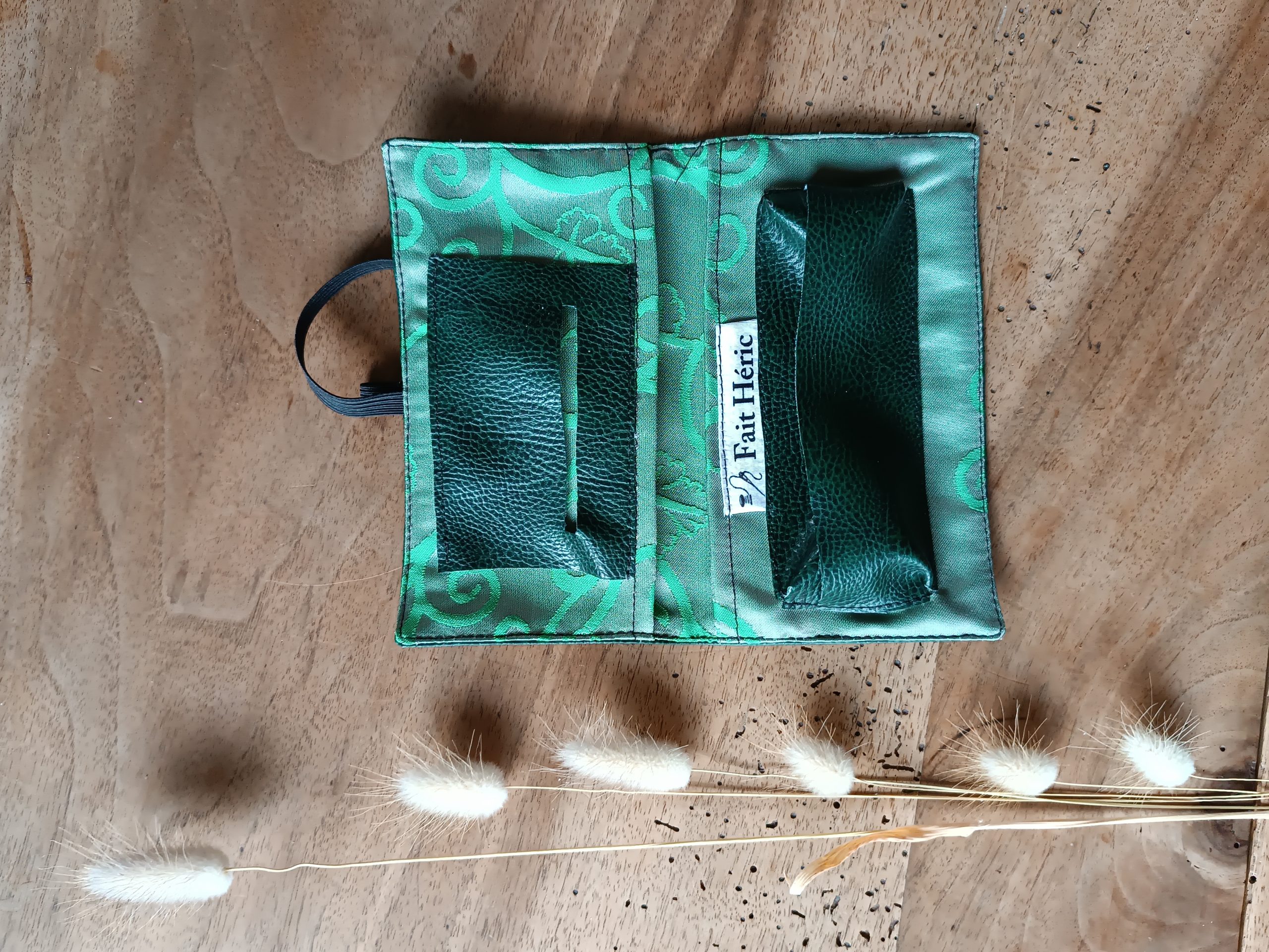 Blague à tabac en simili upcyclé