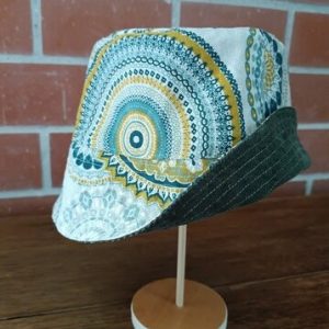 Bob réversible motif éthnique upcylé