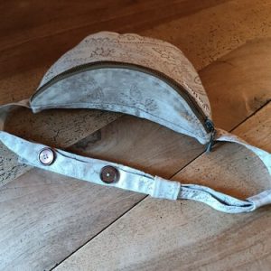 Sac banane artisanal upcyclé