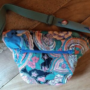 Sac banane éthnique fleuri XXL upcyclé
