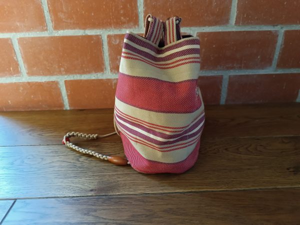 Sac seau en tissu rayé upcyclé