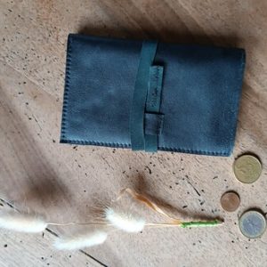Portefeuille cuir noir upcyclé