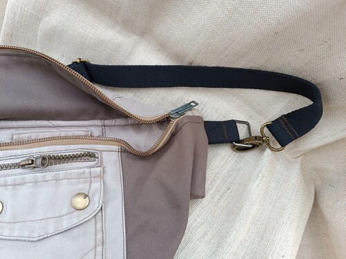 Sac banane XL artisanal upcyclé