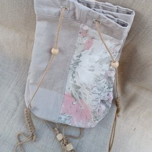 Sac seau beige et fleuri rose pâle artisanal