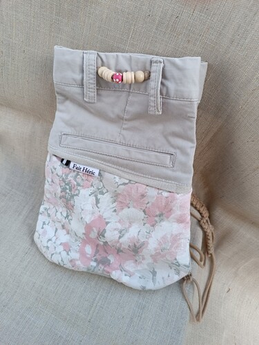 Sac seau beige et fleuri rose pâle artisanal