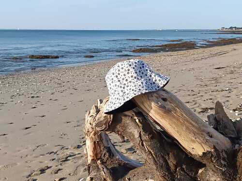 Bob fleur bleu marine