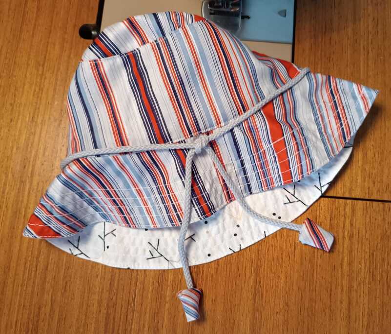 Bob enfant rayé artisanal