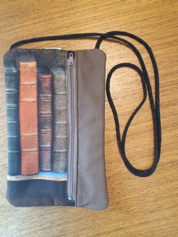 Grande pochette bibliothèque artisanale