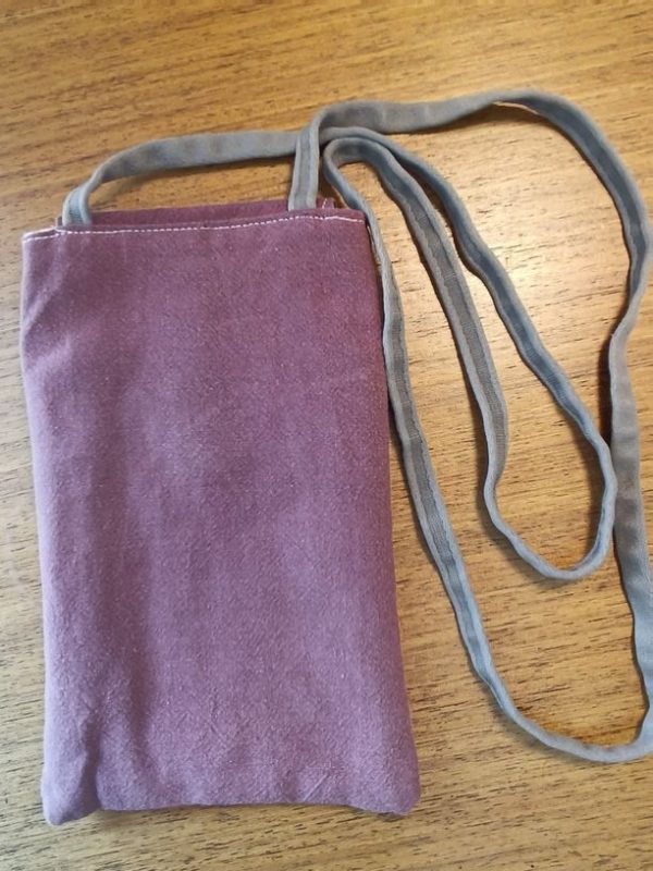 Pochette téléphone vieux rose