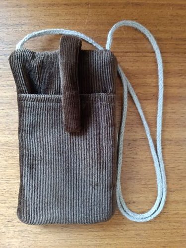 Pochette téléphone velours brun